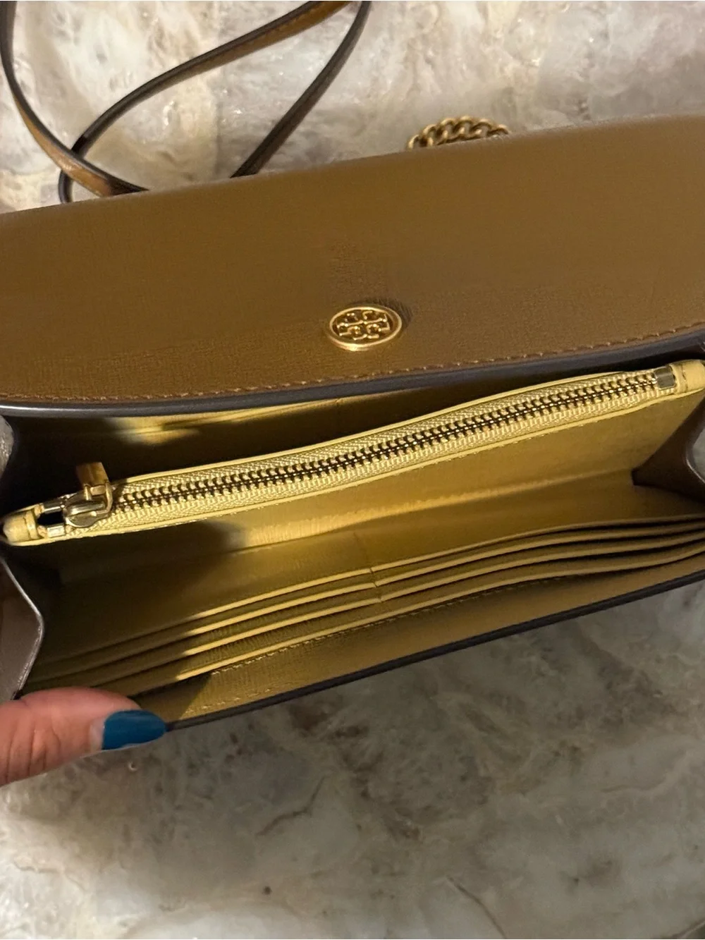 Tory Burch Robinson Chain Wallet Crossbody